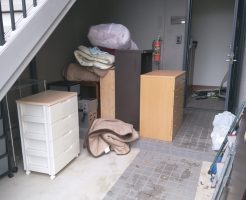 新居浜市宮原町で冷蔵庫、エアコン、こたつ、衣装ケースなどの不用品回収　施工事例紹介