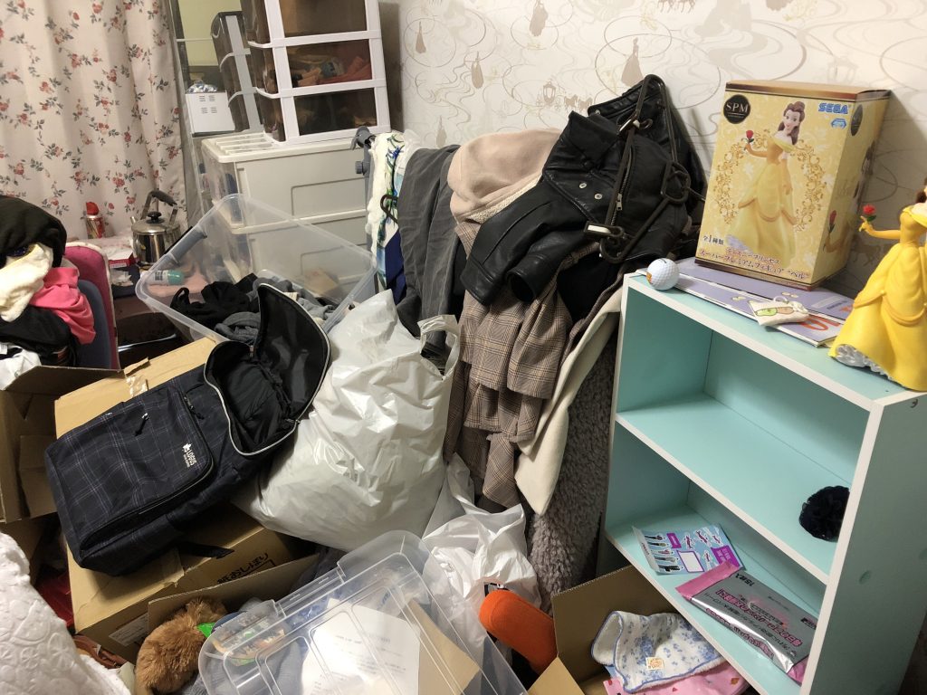 松山市にて不用品回収（シングルベッド、ルームランナー、家庭ゴミ分別なし）のご依頼　お客様の声