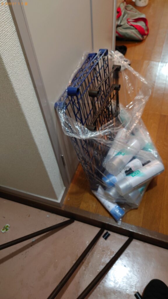 【松山市清水町】洗濯機、スプレー缶、スチール棚の部品等の回収