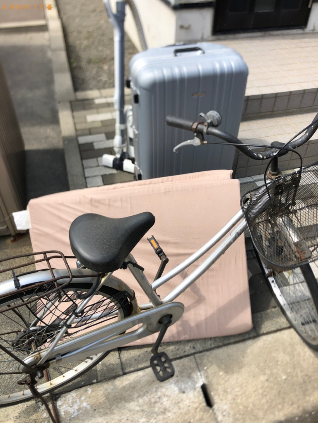 ウレタンマットレス、自転車、衣装ケース、掃除機の回収・処分ご依頼